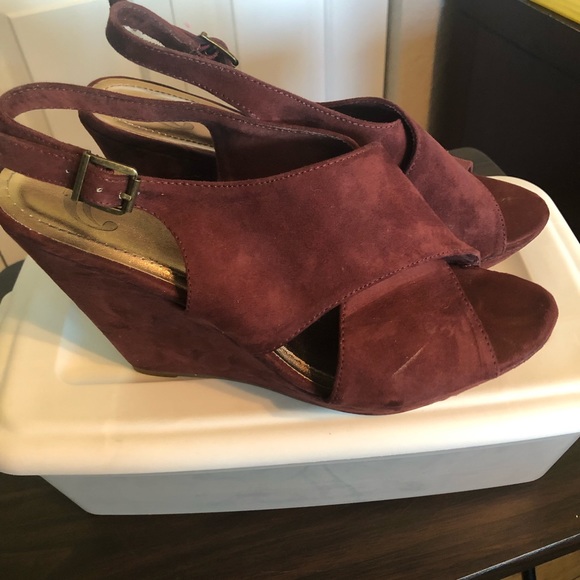 Wedges - Picture 2 of 2